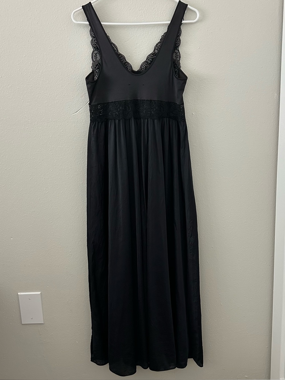 Vintage Shadowline Long Nightgown Lace Bodice Empire Nylon Intimate Size M Black - Picture 5 of 9